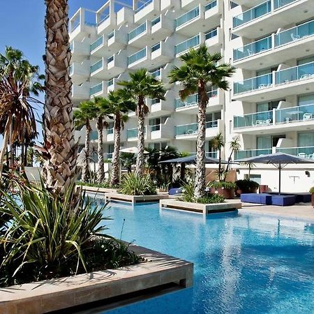 Acacias Suites Apartments Салоу Екстериор снимка