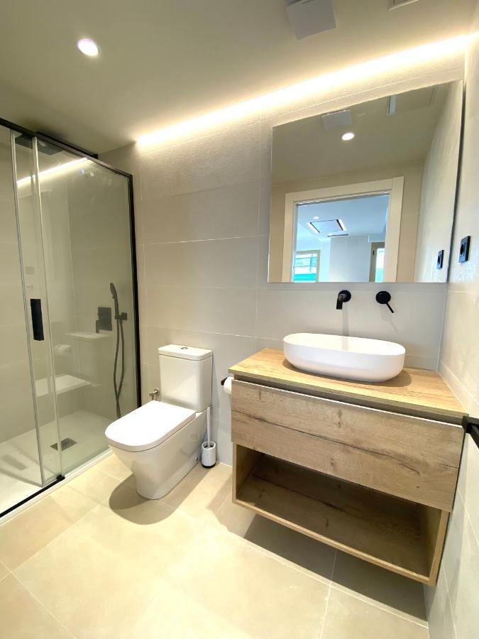 Acacias Suites Apartments Салоу Екстериор снимка